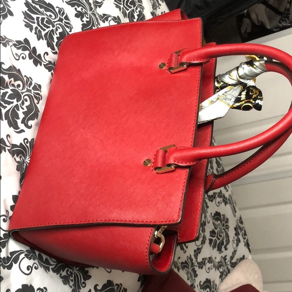 Purse - Picture 2 of 4